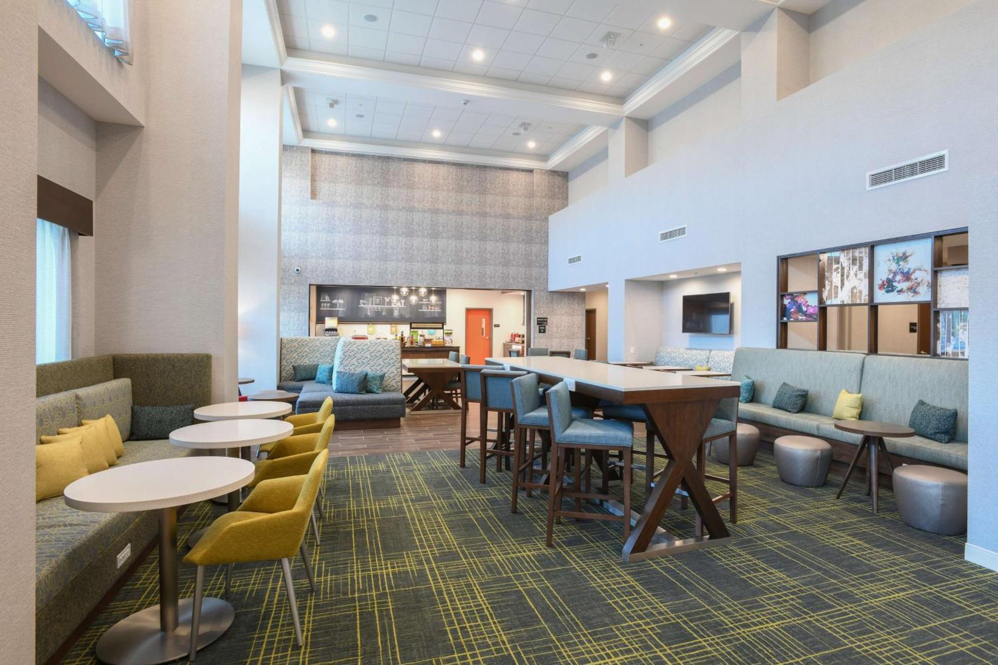 Hampton Inn & Suites Cincinnati Liberty Township West Chester Exterior foto